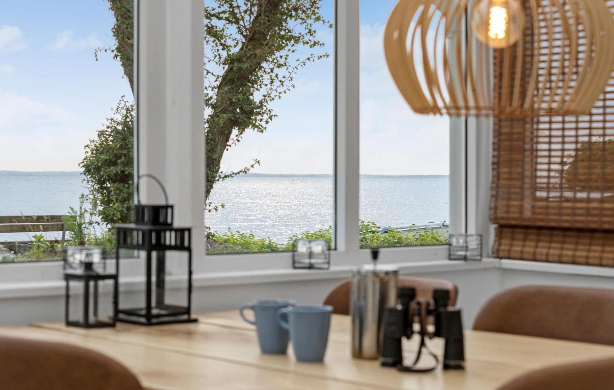 Beach Front Home In Sjolund With Kitchen Eksteriør bilde